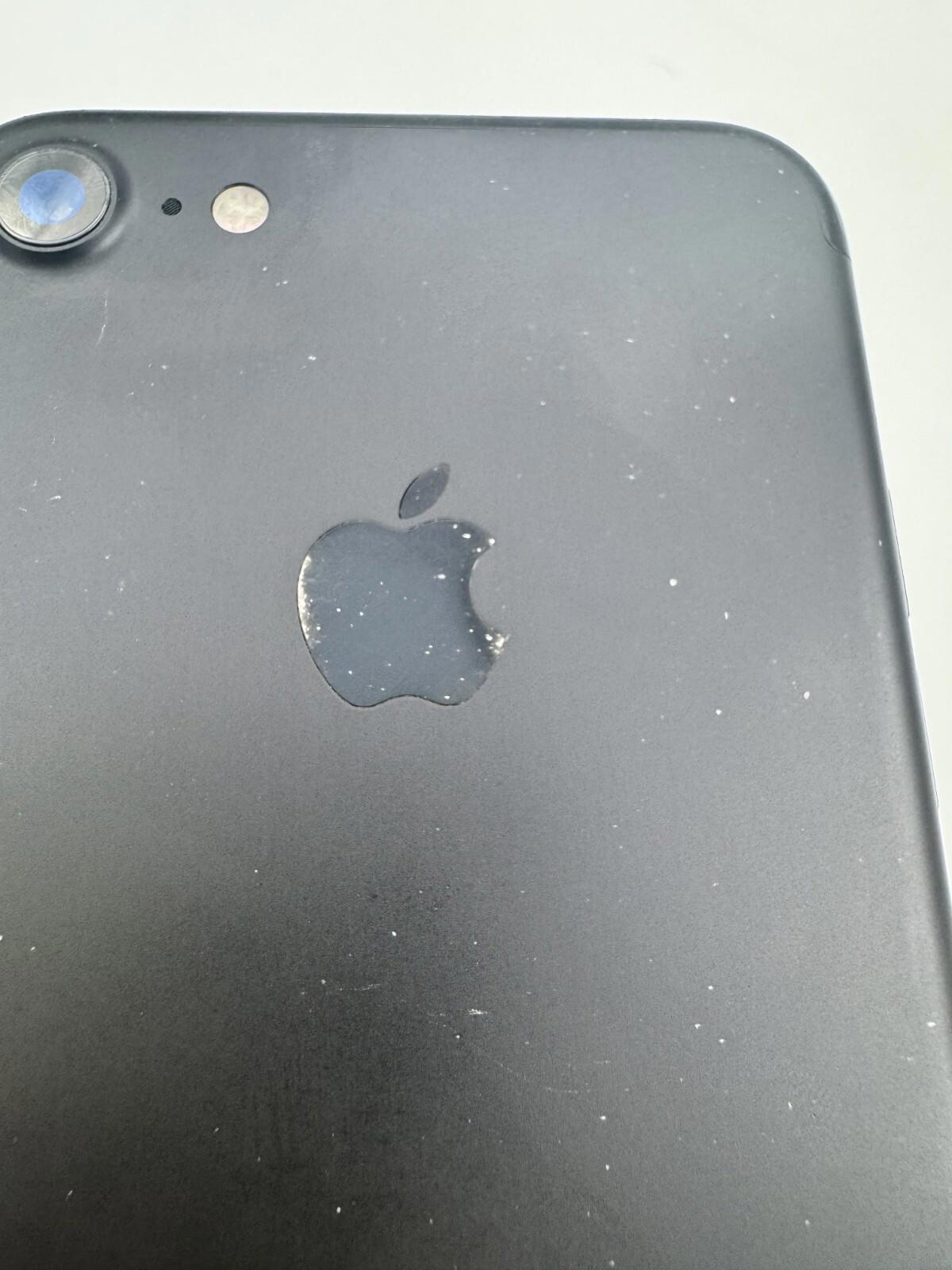 DEFECTIVE IPHONE 7 BLACK 128GB *FOR PARTS*