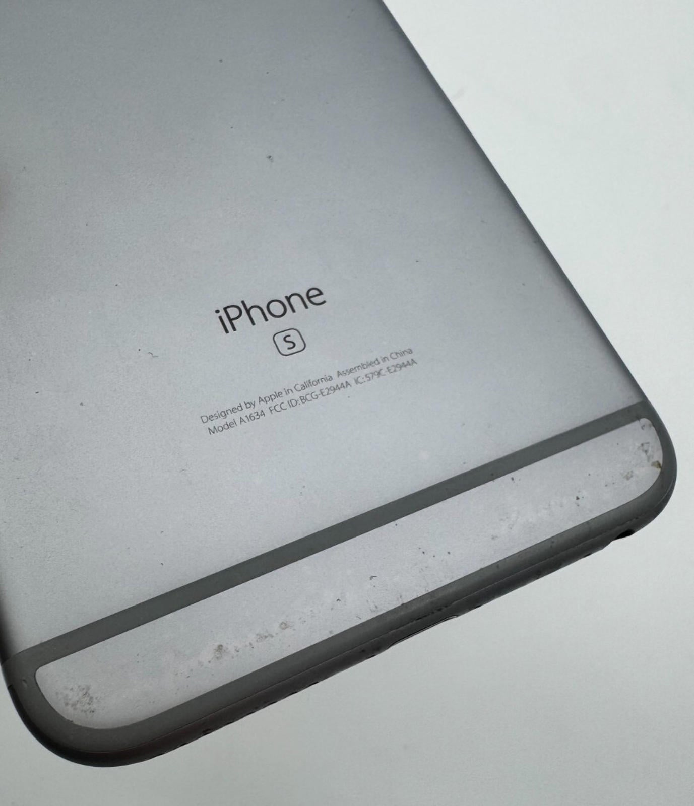 DEFECTIVE IPHONE 6S PLUS GRAY 32GB *FOR PARTS*